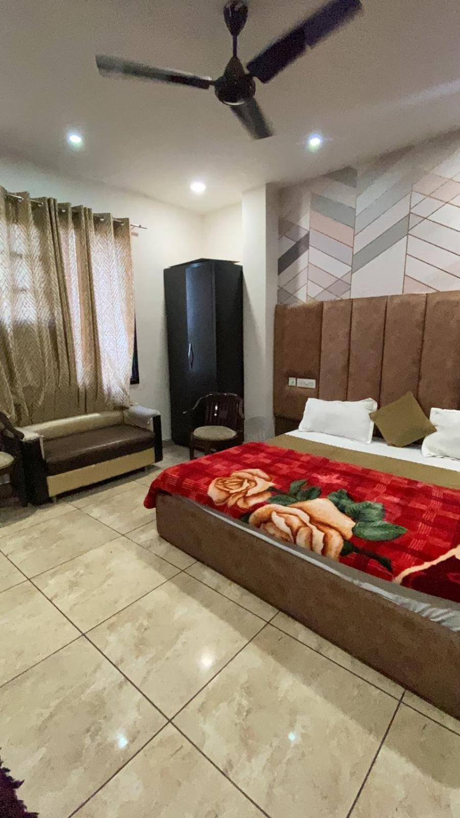 Hotel Sd Regency Amritsar Exterior photo